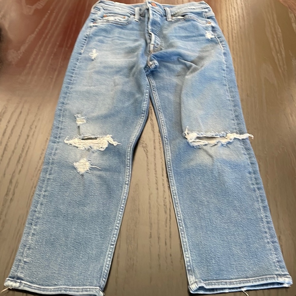 MOTHER “The Tomcat” Play Like A Pirate Distressed Crop Jean